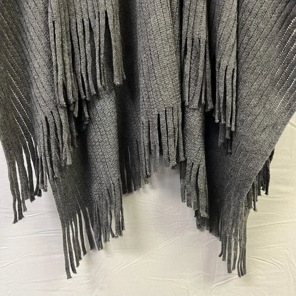Attention Shawl One Size Fits All‎ Faux Fur Trim Gray Wool Fringe Hem